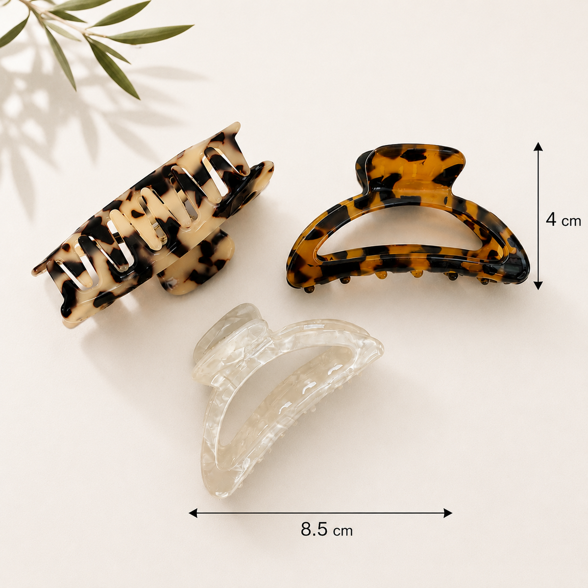 Classic Tortoise Shell Claw Clip  | Medium